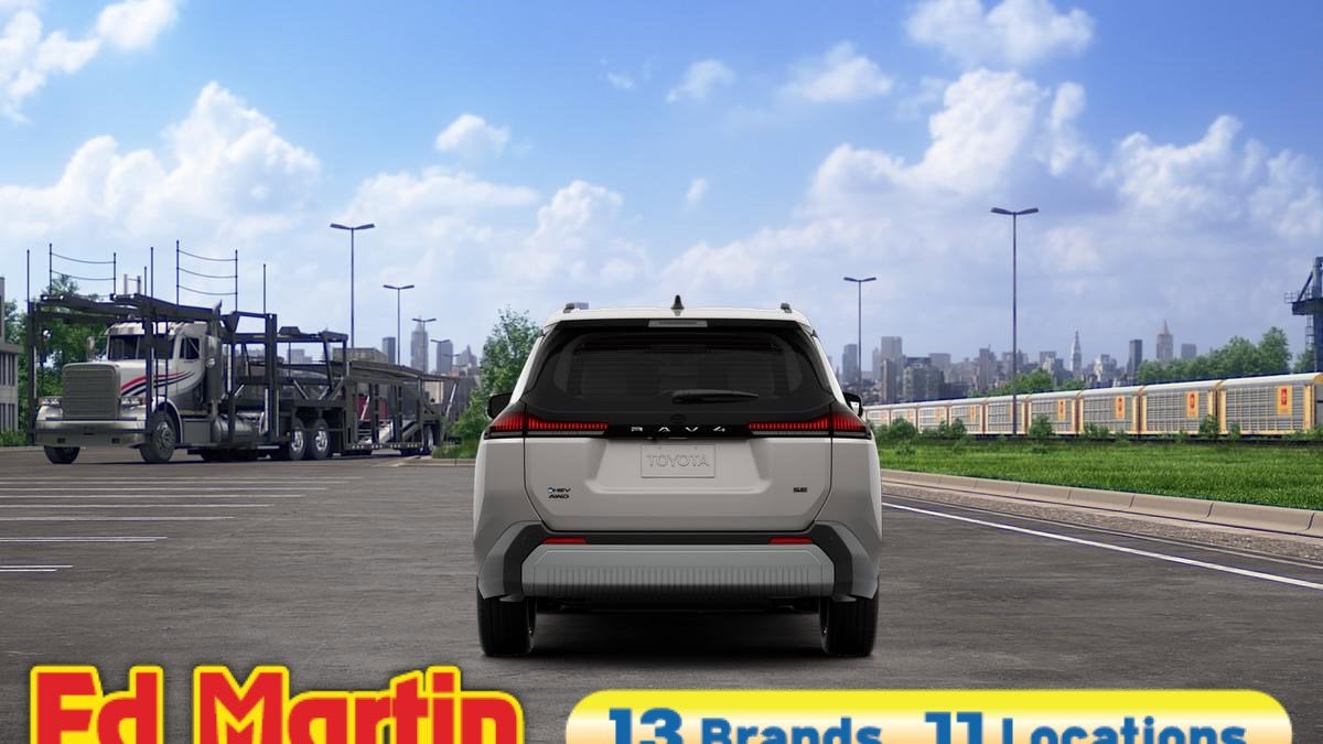 2026 Toyota RAV4 SE