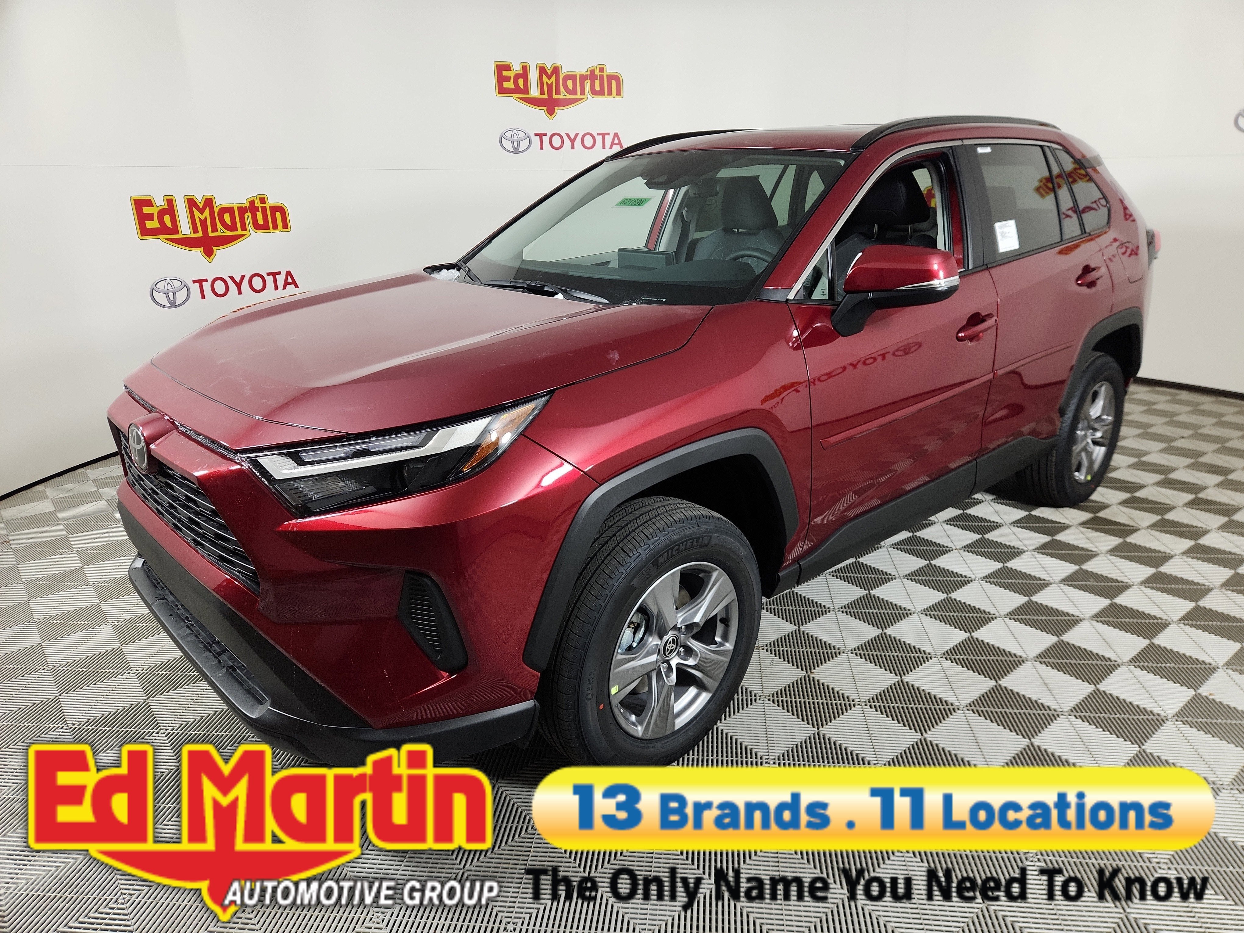 2025 Toyota RAV4 XLE