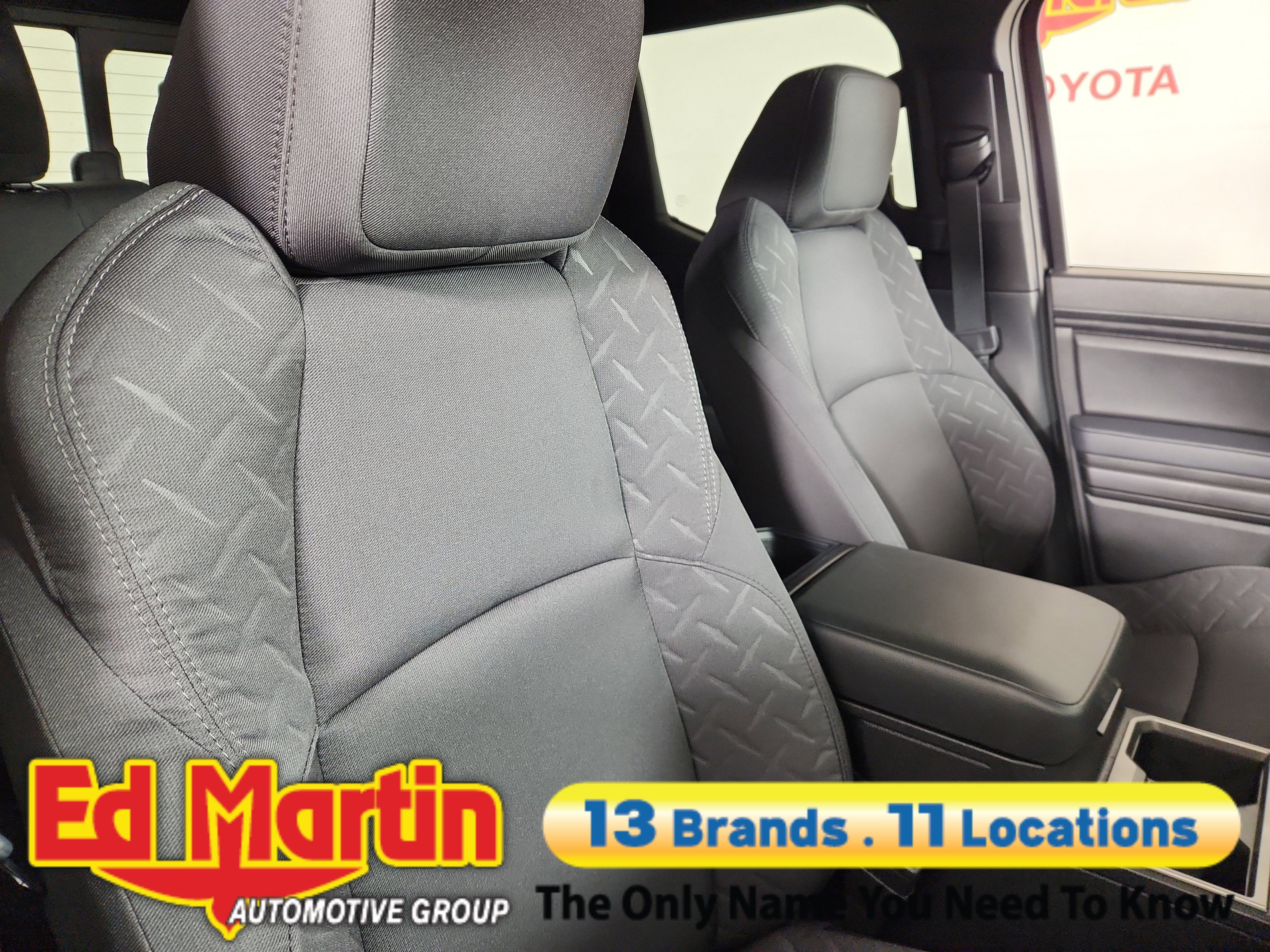 2025 Toyota Tacoma SR5