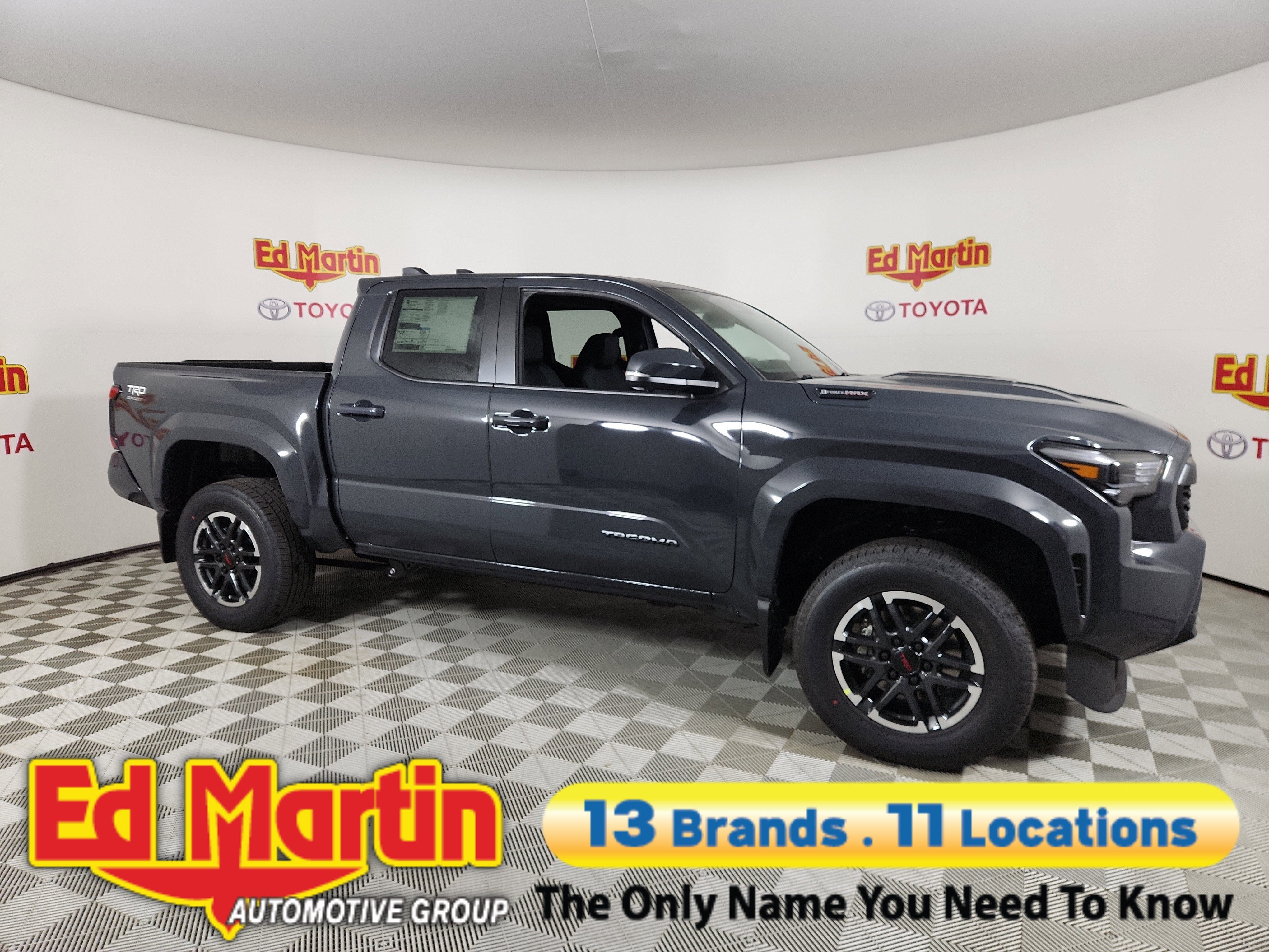 2025 Toyota Tacoma i-FORCE MAX TRD Sport Hybrid