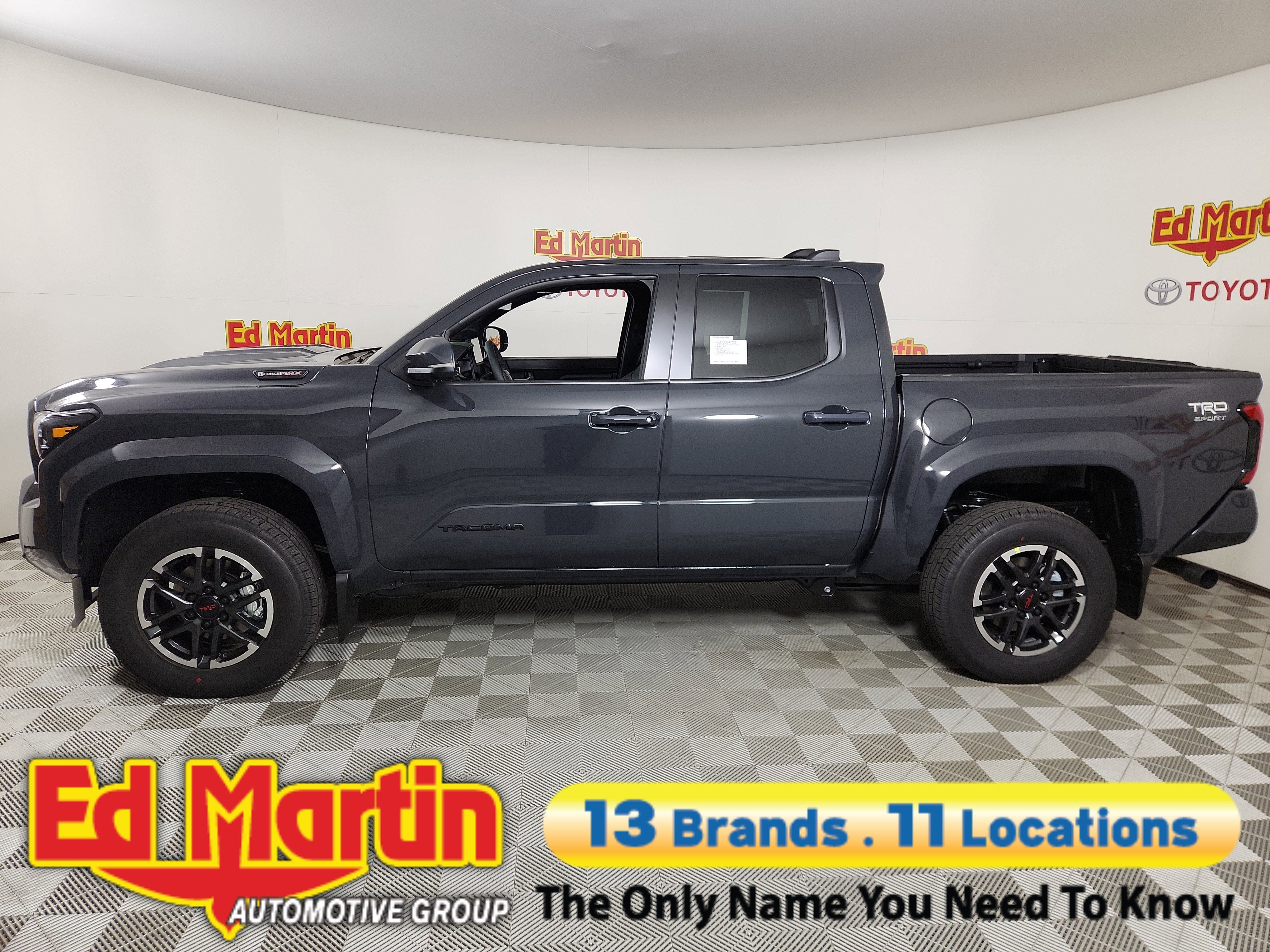 2025 Toyota Tacoma i-FORCE MAX TRD Sport Hybrid