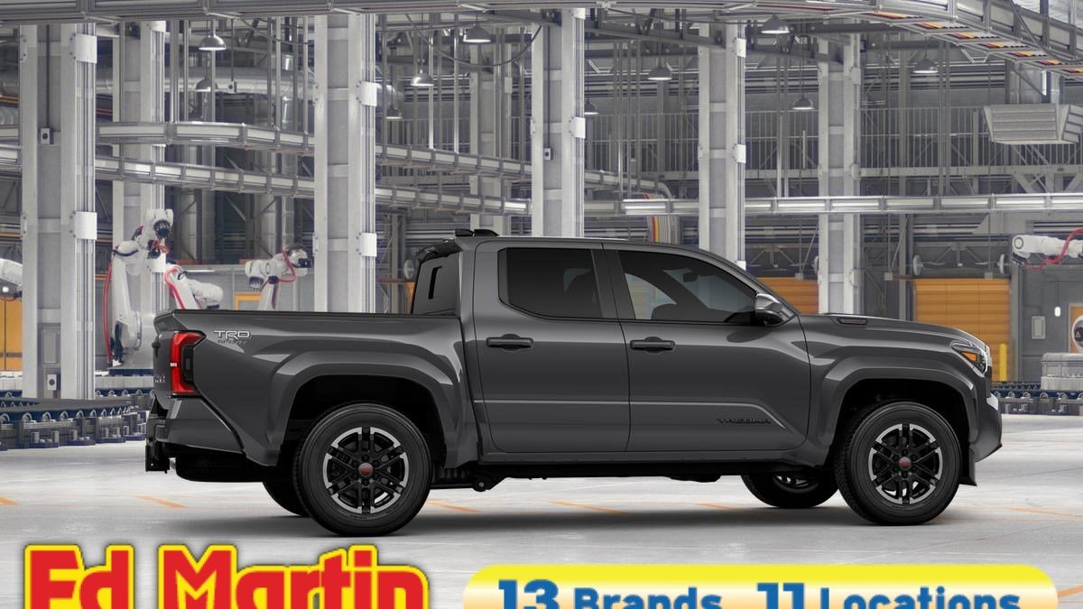 2025 Toyota Tacoma i-FORCE MAX TRD Sport Hybrid