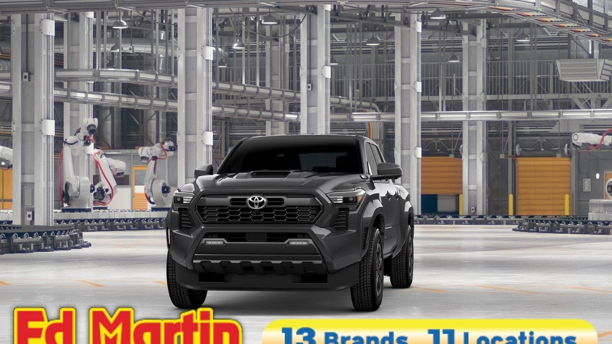 2025 Toyota Tacoma i-FORCE MAX TRD Sport Hybrid