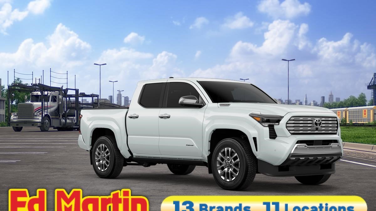 2026 Toyota Tacoma i-FORCE MAX Limited Hybrid