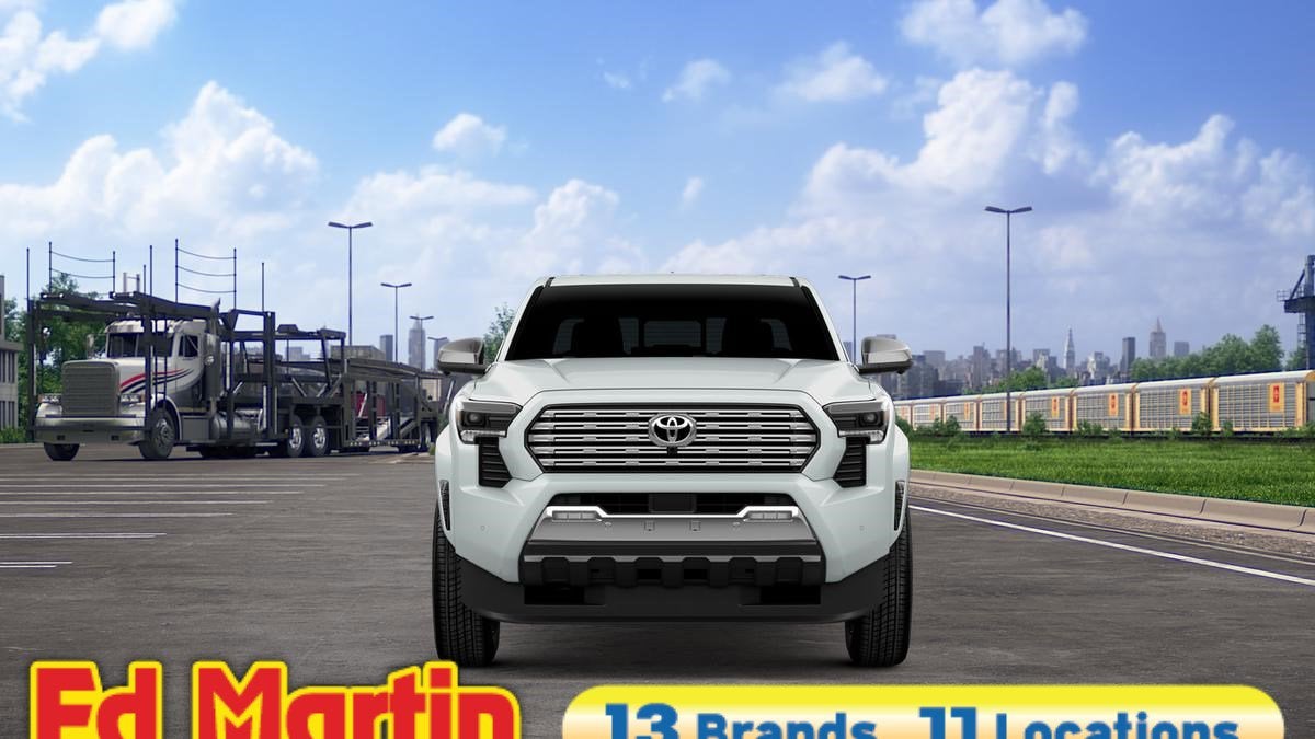 2026 Toyota Tacoma i-FORCE MAX Limited Hybrid