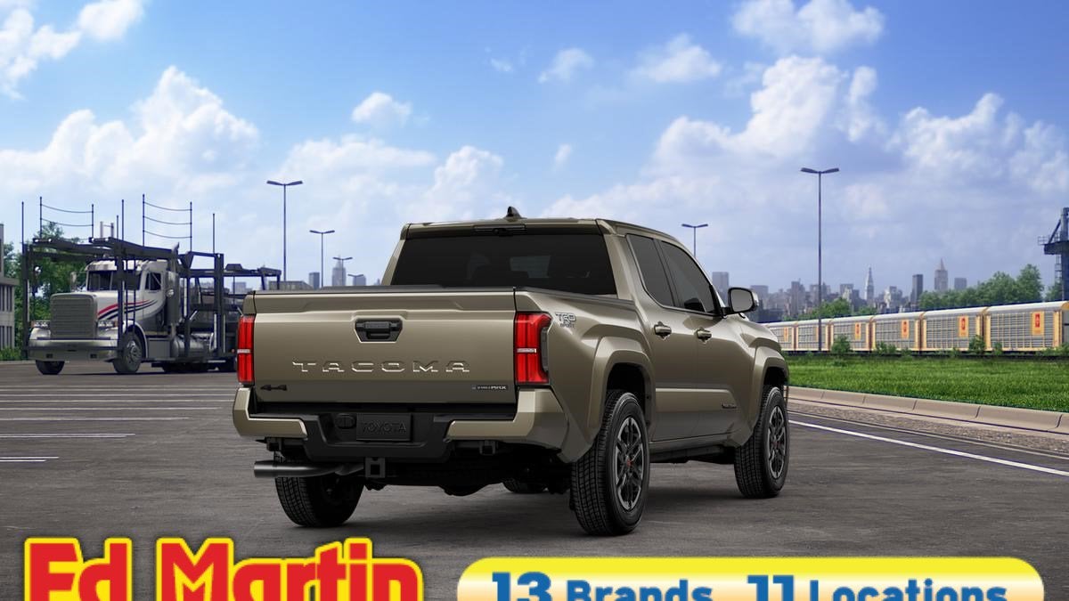 2026 Toyota Tacoma i-FORCE MAX TRD Sport Hybrid