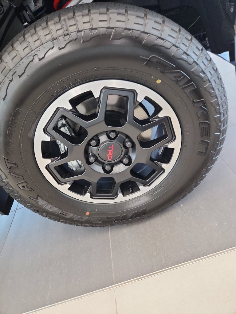 2026 Toyota Tacoma Hybrid TRD Off Road