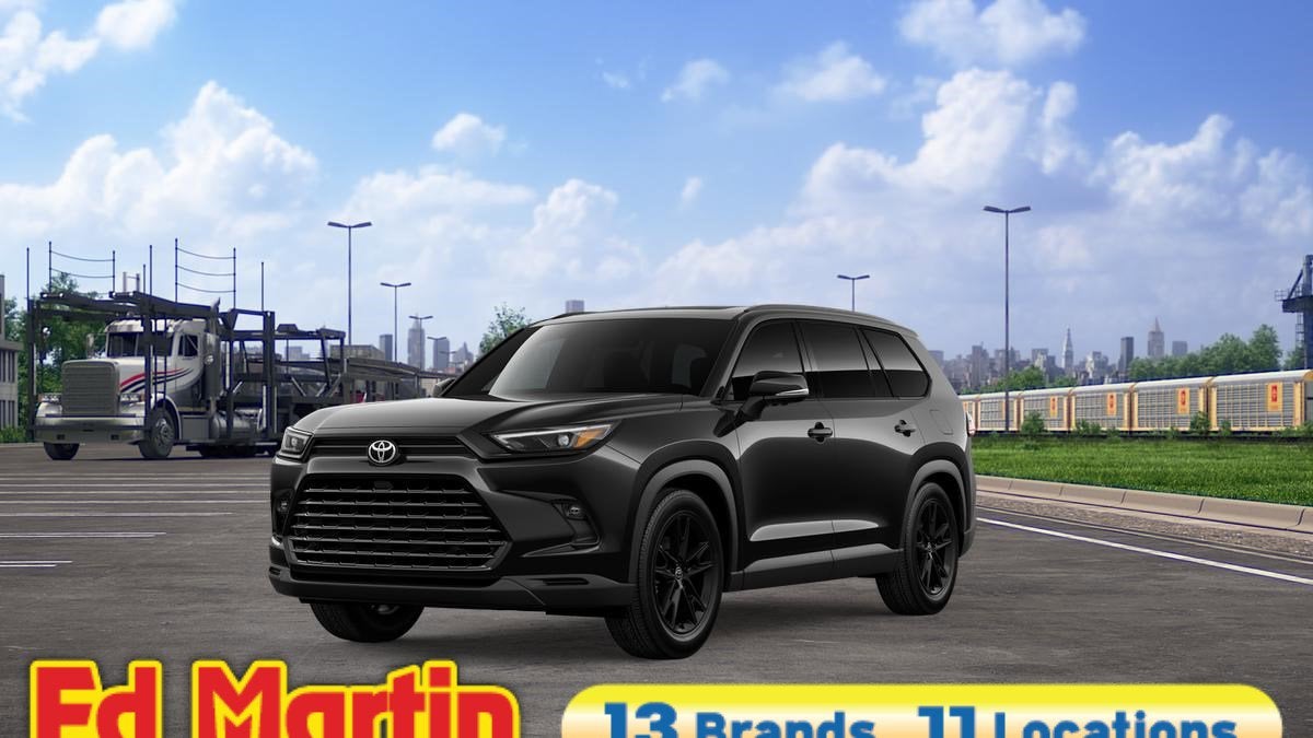2026 Toyota Grand Highlander Hybrid Hybrid Nightshade Edition