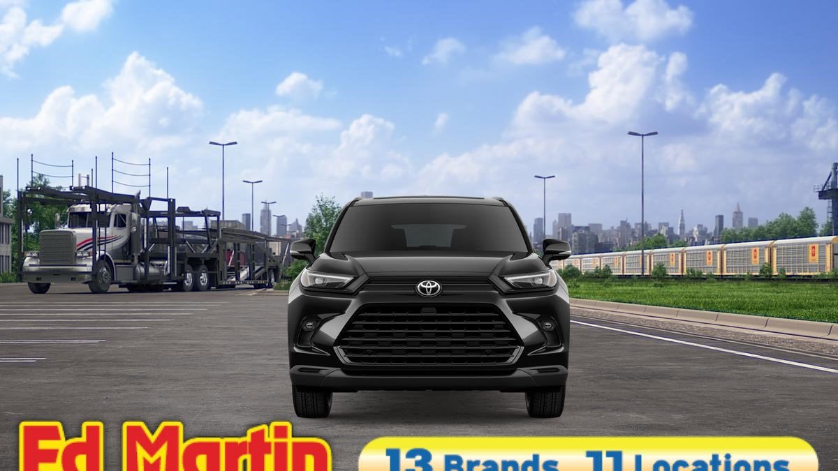 2026 Toyota Grand Highlander Hybrid Hybrid Nightshade Edition