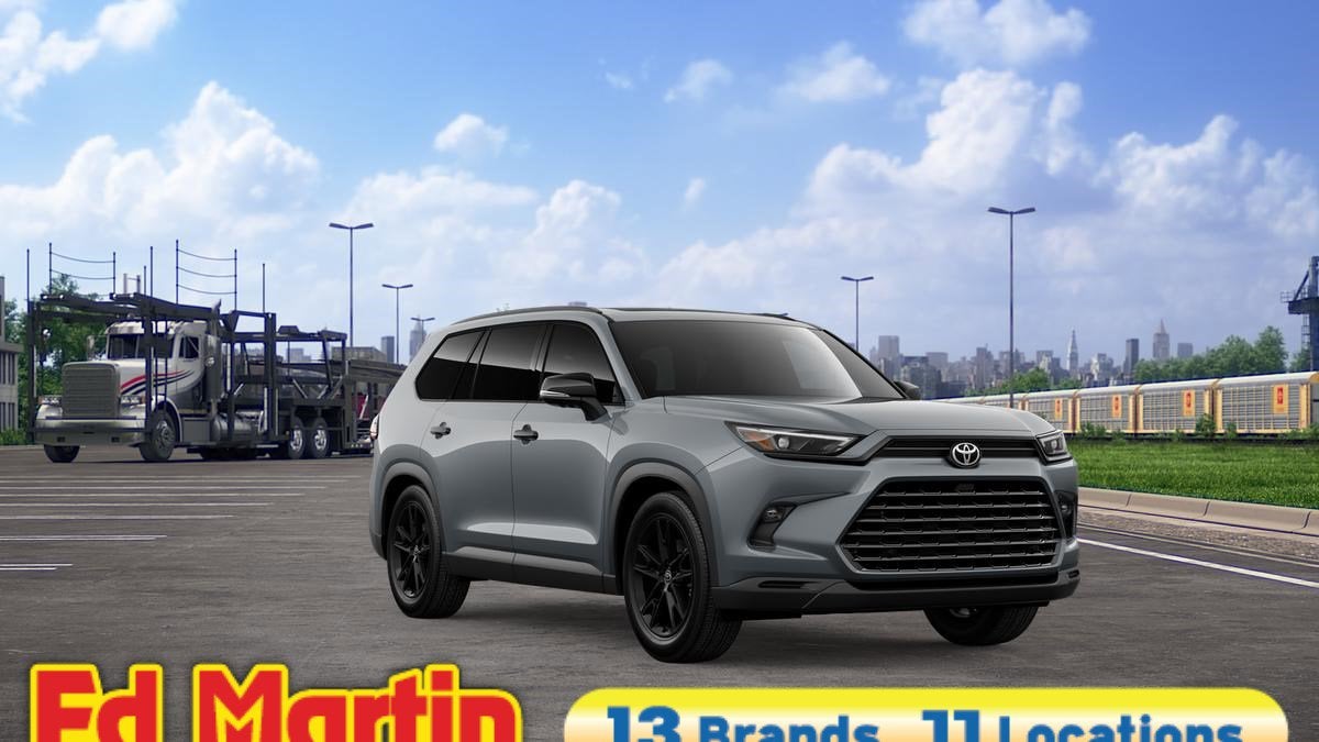 2026 Toyota Grand Highlander Hybrid Hybrid Nightshade Edition