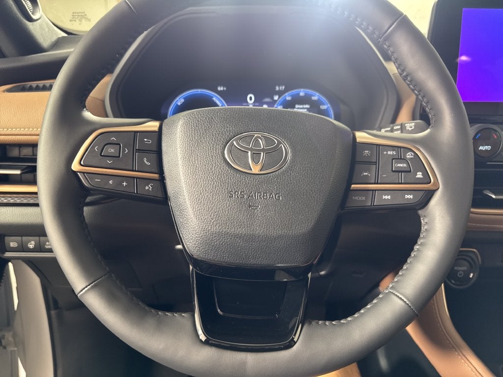 2026 Toyota Grand Highlander Hybrid MAX Platinum