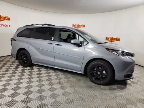 2026 Toyota Sienna Woodland Edition