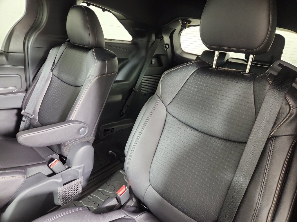 2026 Toyota Sienna Woodland Edition