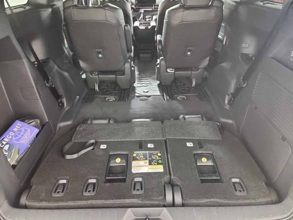 2026 Toyota Sienna Woodland Edition