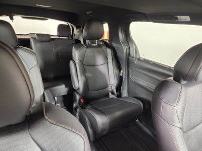 2026 Toyota Sienna Woodland Edition
