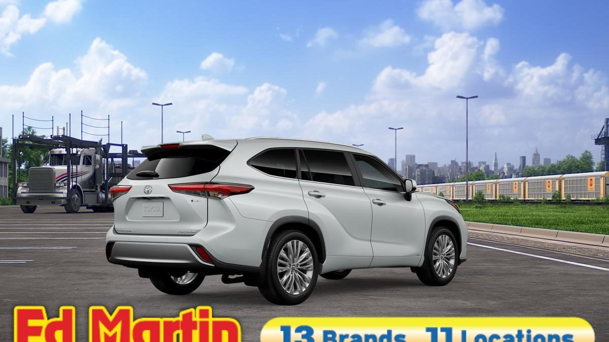 2026 Toyota Highlander Hybrid Hybrid Platinum