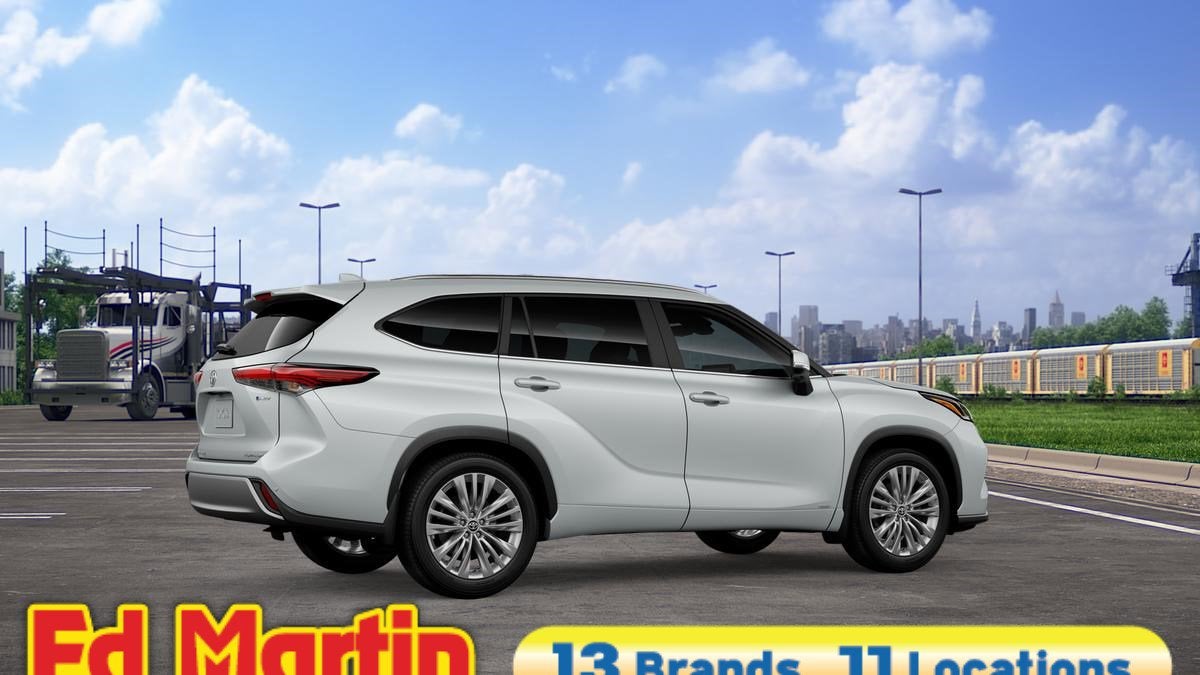 2026 Toyota Highlander Hybrid Hybrid Platinum