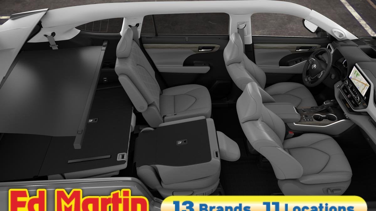 2026 Toyota Highlander Hybrid Hybrid Platinum