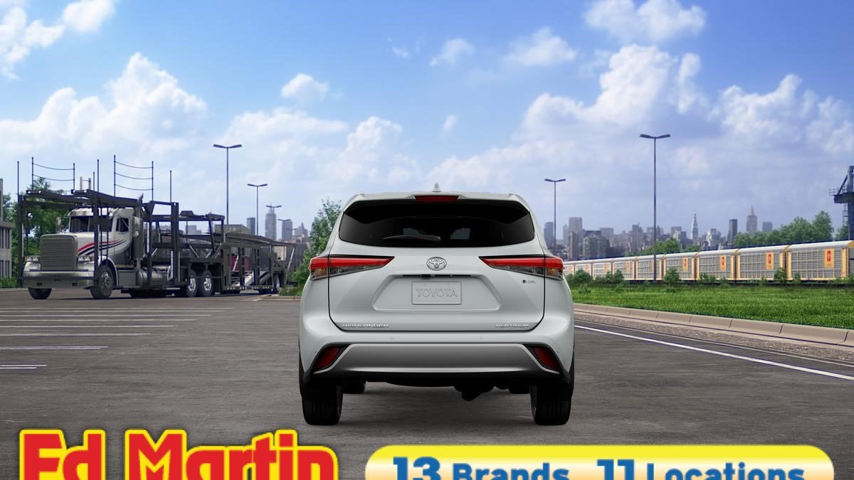 2026 Toyota Highlander Hybrid Hybrid Platinum