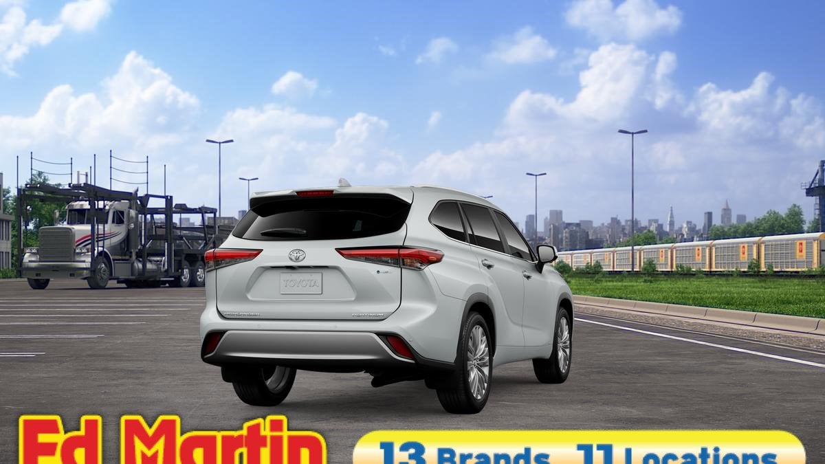 2026 Toyota Highlander Hybrid Hybrid Platinum