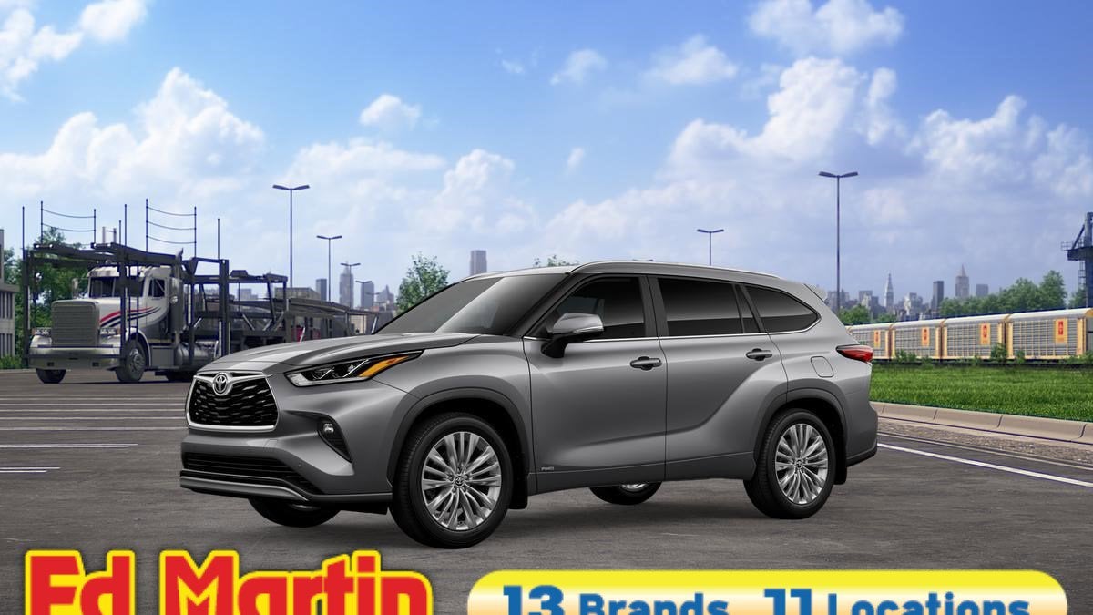 2026 Toyota Highlander Hybrid Hybrid Platinum