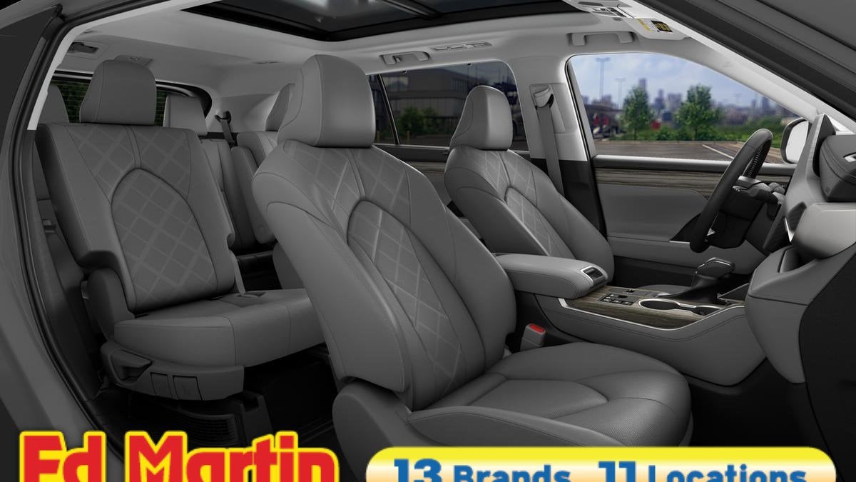 2026 Toyota Highlander Hybrid Hybrid Platinum