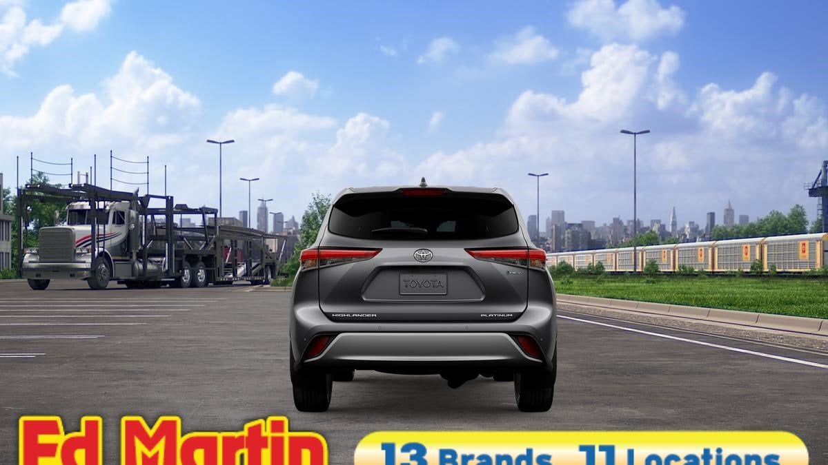 2026 Toyota Highlander Hybrid Hybrid Platinum