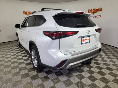 2026 Toyota Highlander Platinum