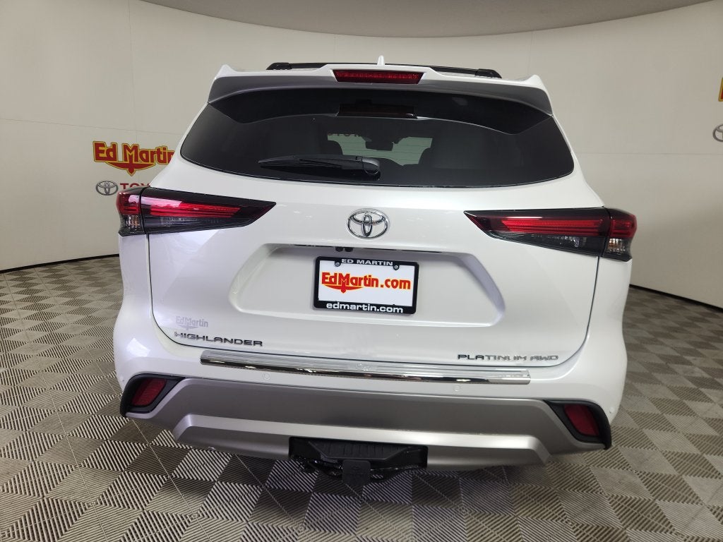 2026 Toyota Highlander Platinum