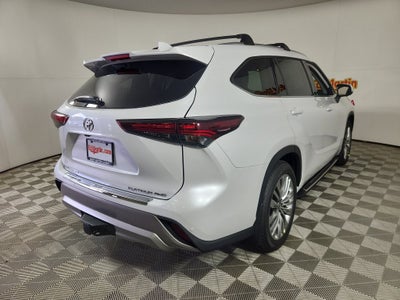 2026 Toyota Highlander Platinum