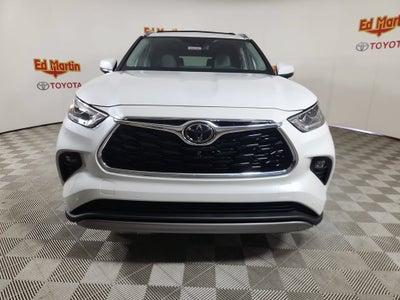 2026 Toyota Highlander Platinum