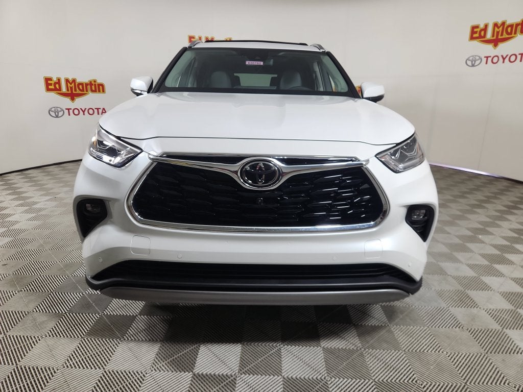 2026 Toyota Highlander Platinum