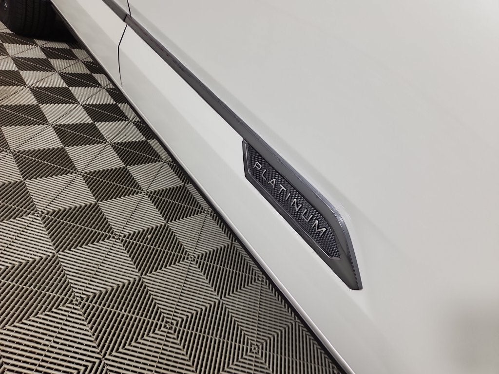 2026 Toyota Tundra Hybrid Platinum