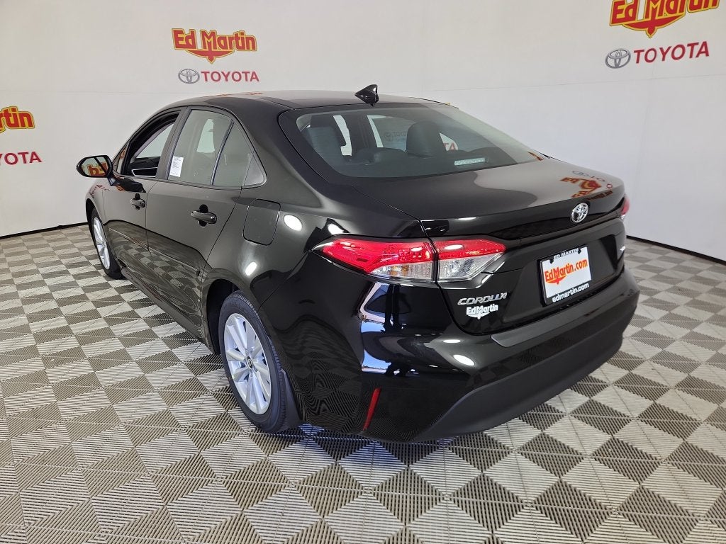 2027 Toyota Corolla LE