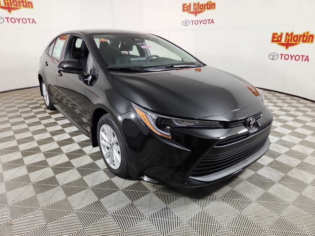 2027 Toyota Corolla LE