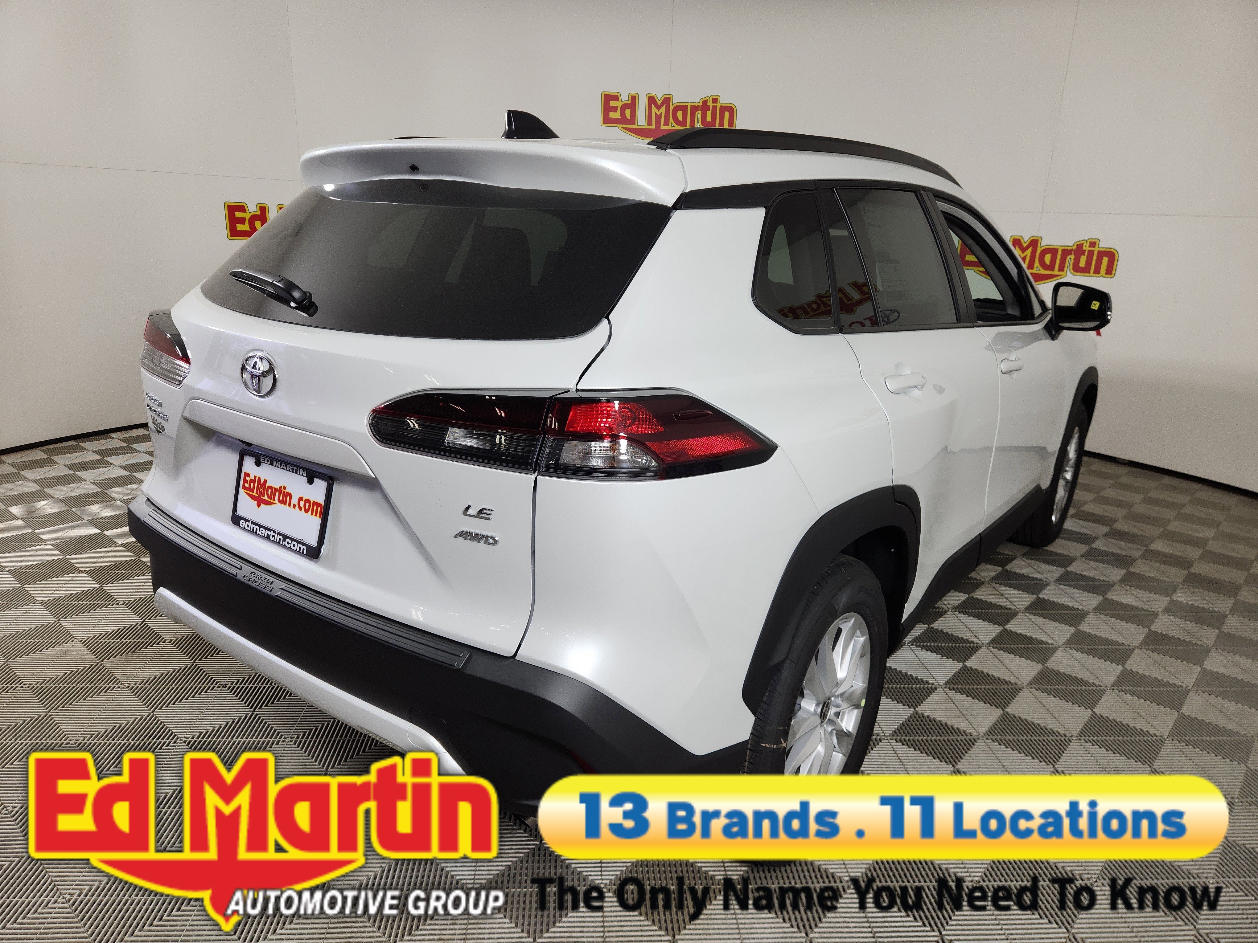 2026 Toyota Corolla Cross LE