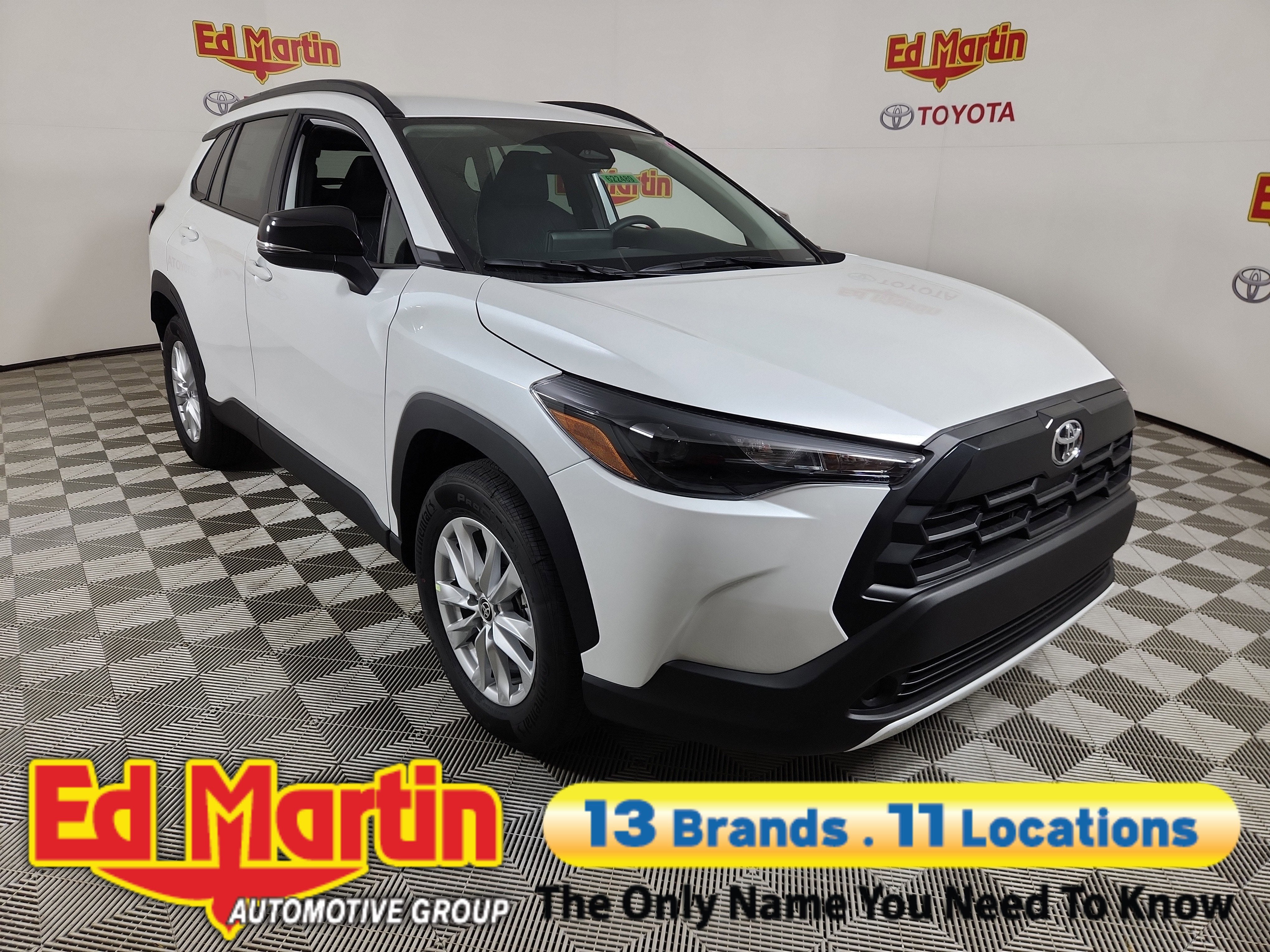 2026 Toyota Corolla Cross LE