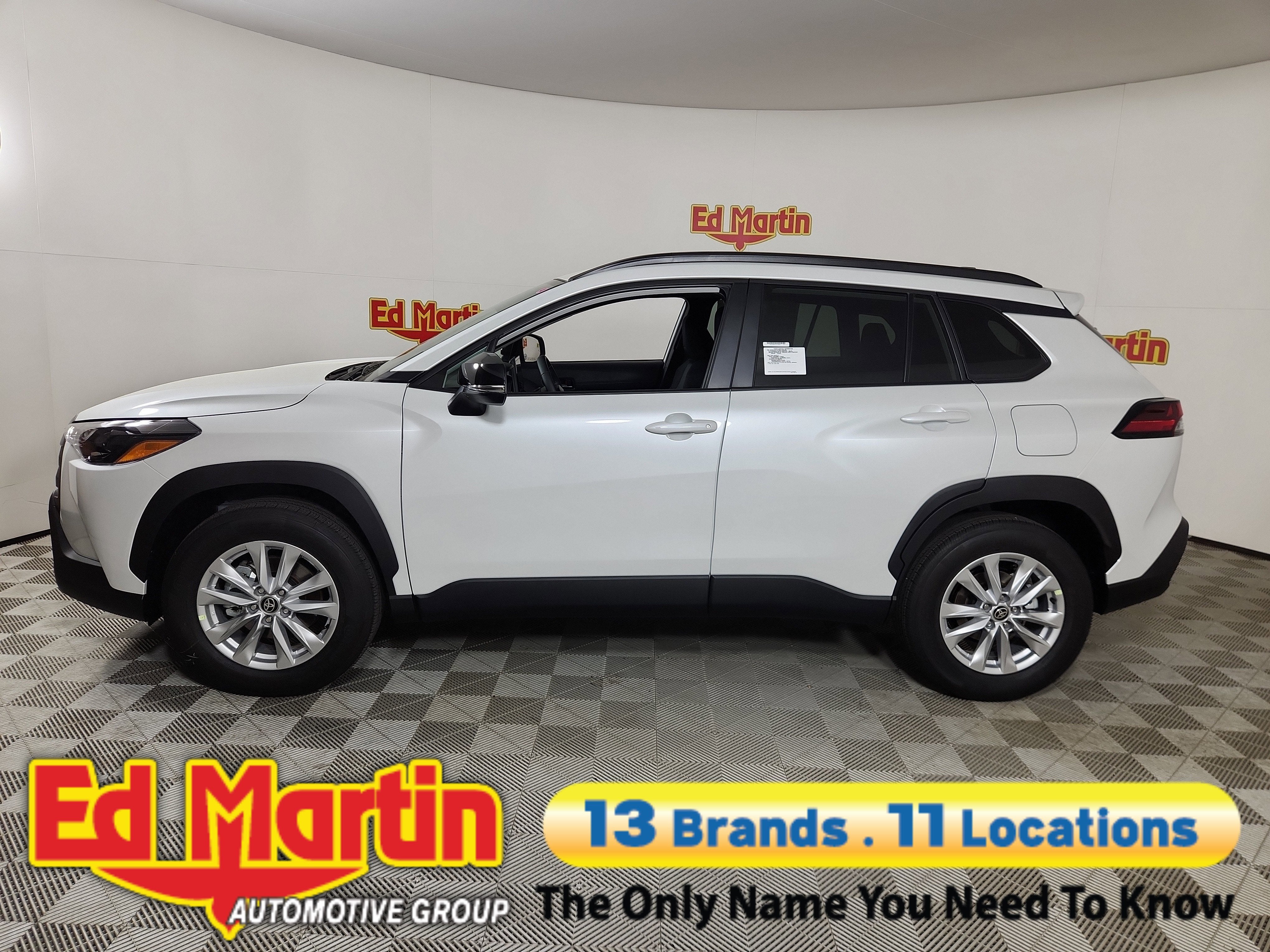 2026 Toyota Corolla Cross LE