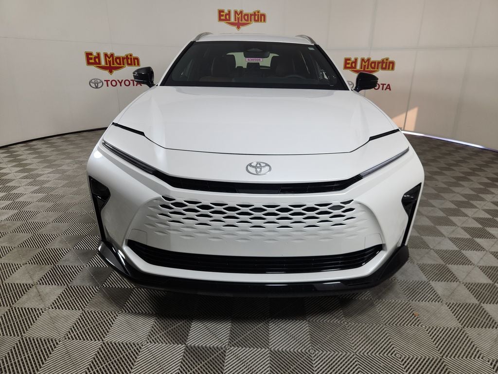 2026 Toyota Crown Signia XLE