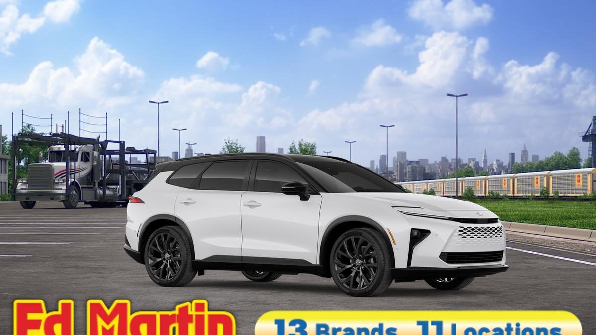 2026 Toyota Toyota Crown Signia Limited