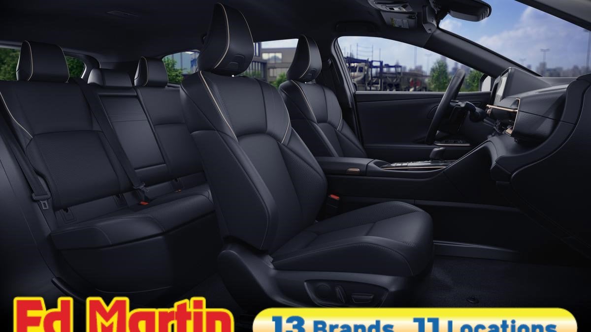 2026 Toyota Toyota Crown Signia XLE