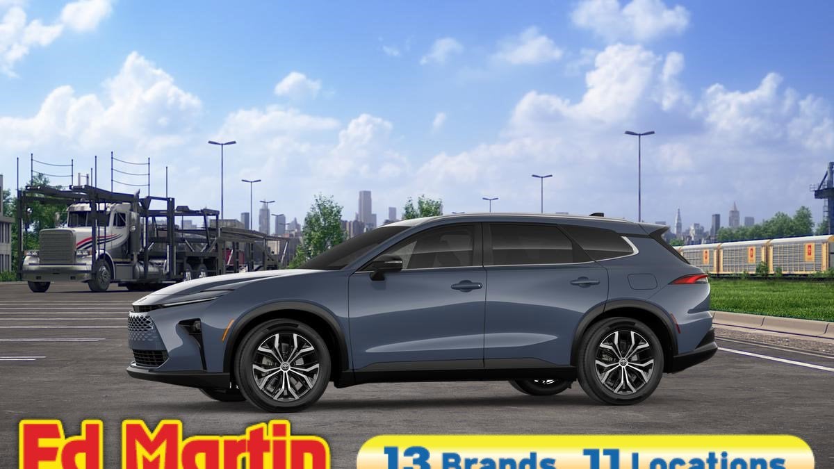 2026 Toyota Toyota Crown Signia XLE