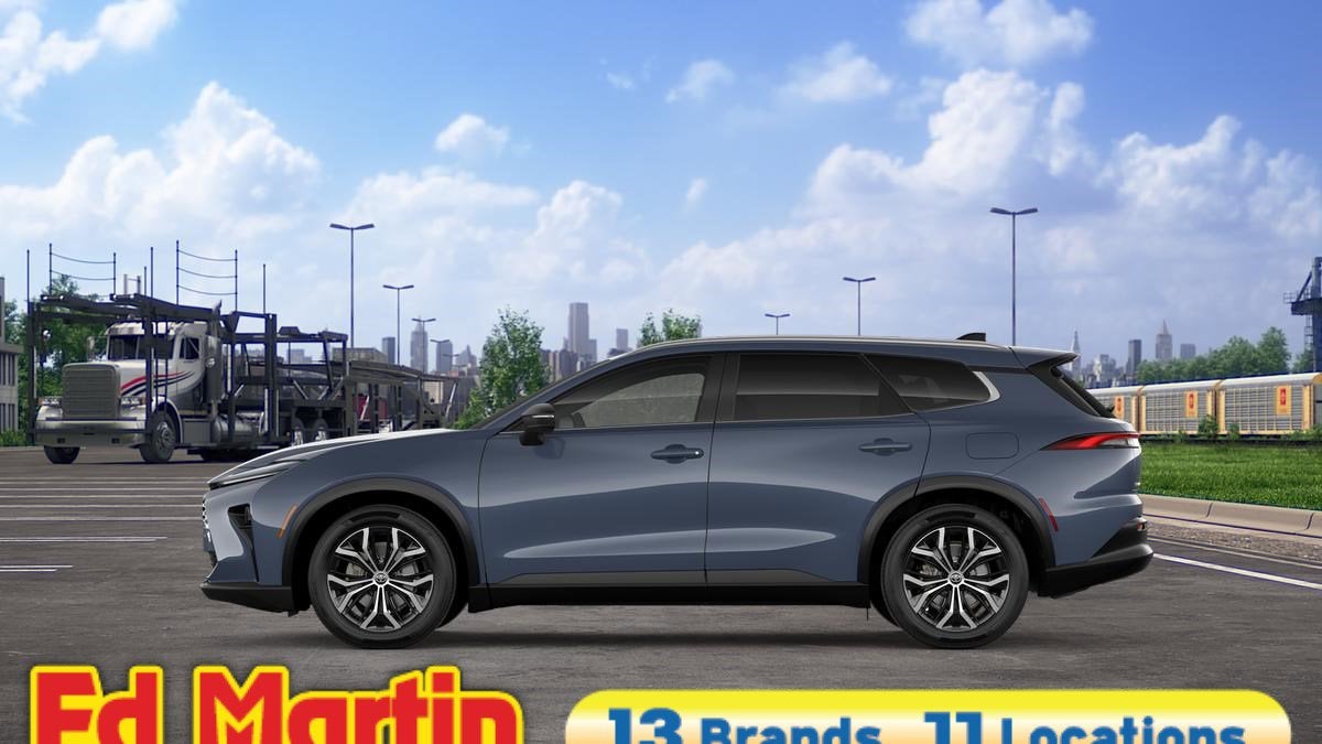 2026 Toyota Toyota Crown Signia XLE