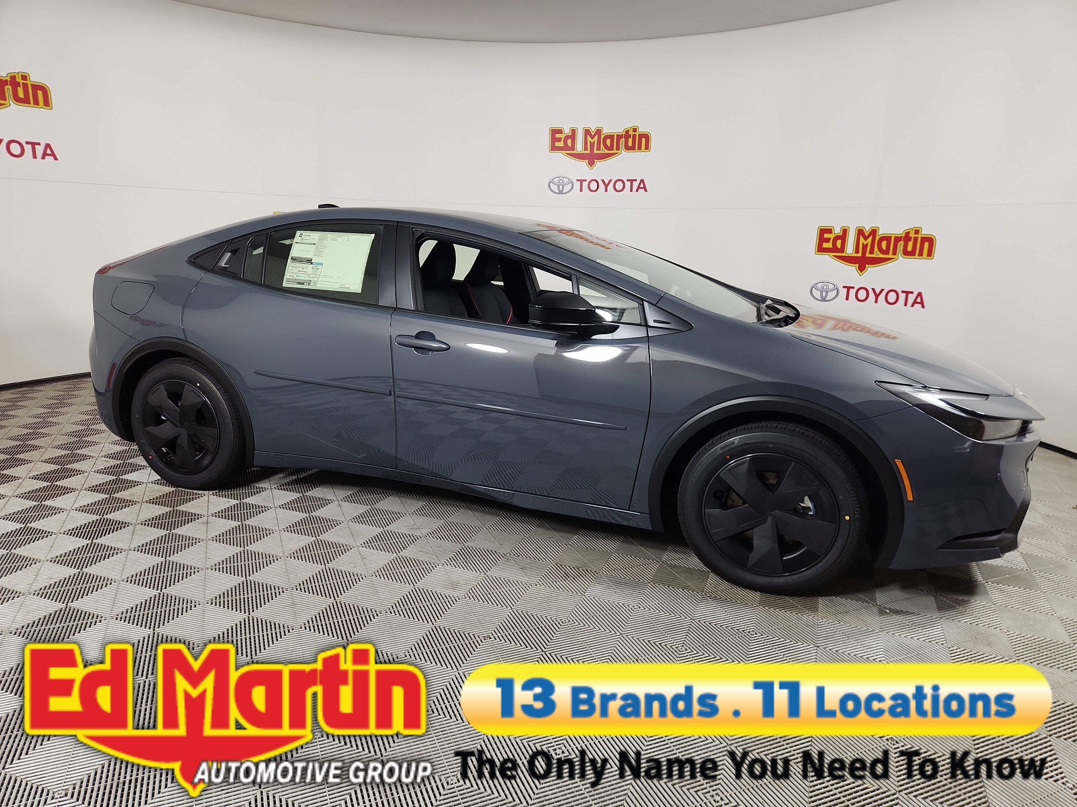 2026 Toyota Prius Plug-in Hybrid SE