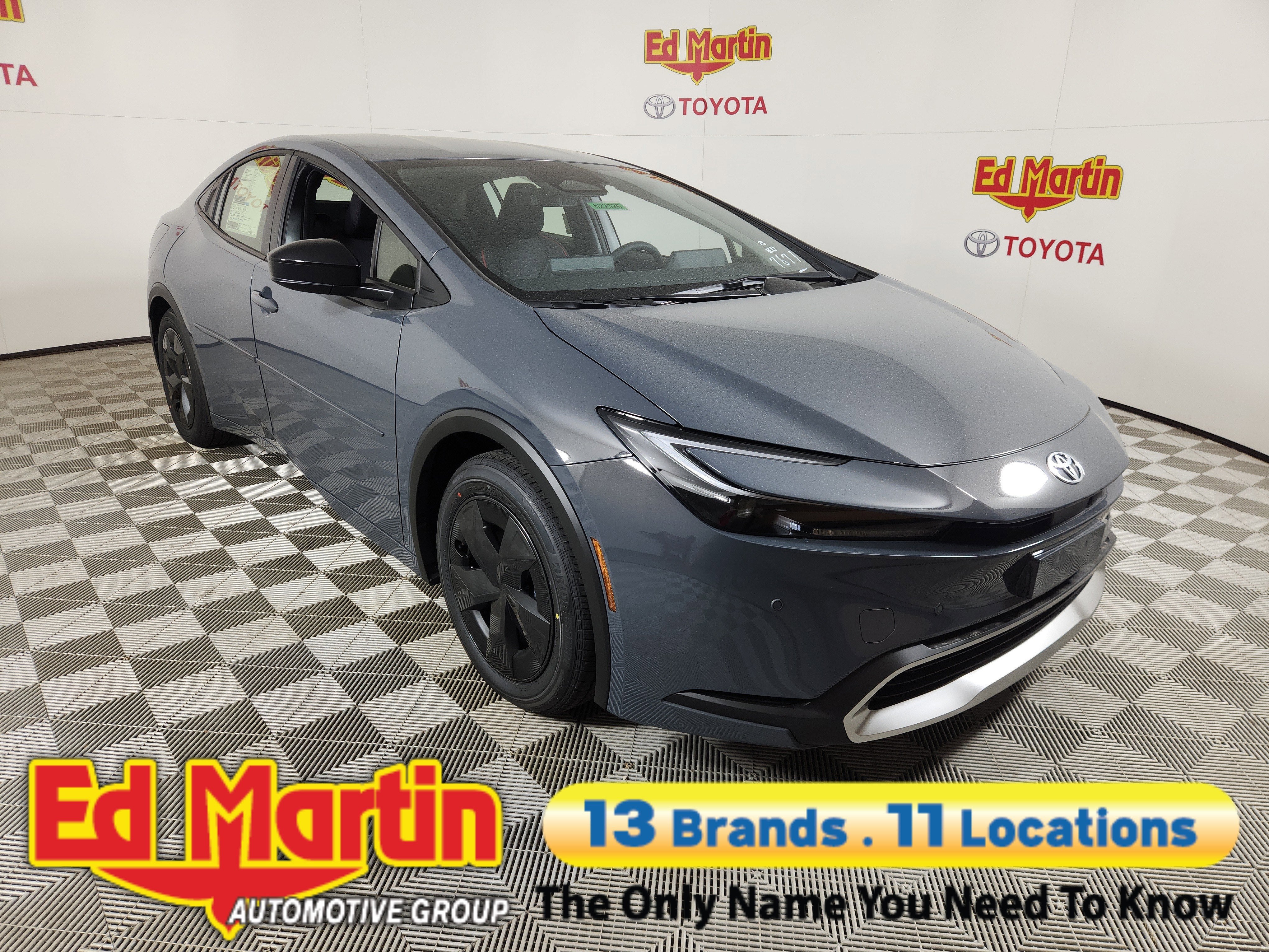 2026 Toyota Prius Plug-in Hybrid SE