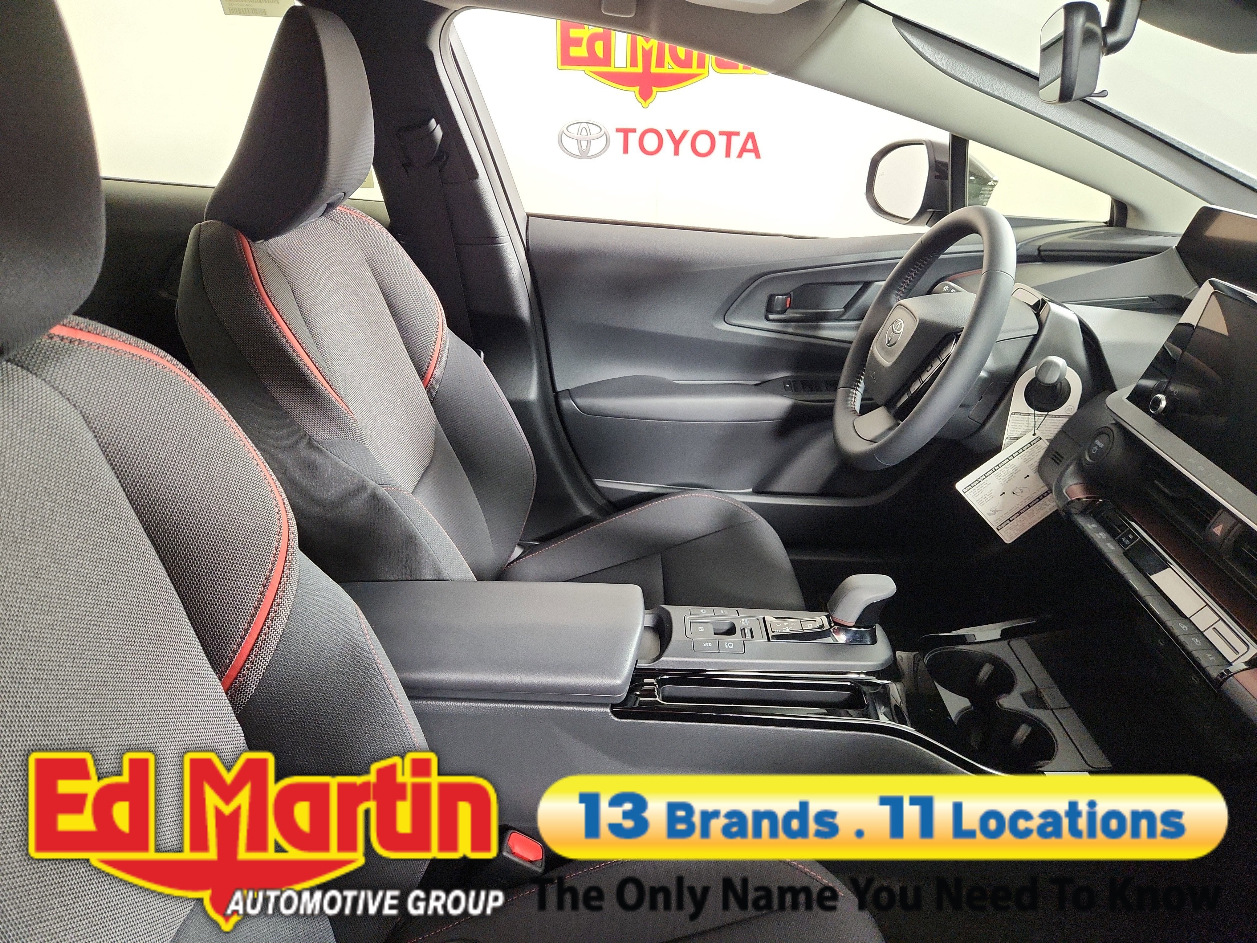 2026 Toyota Prius Plug-in Hybrid SE