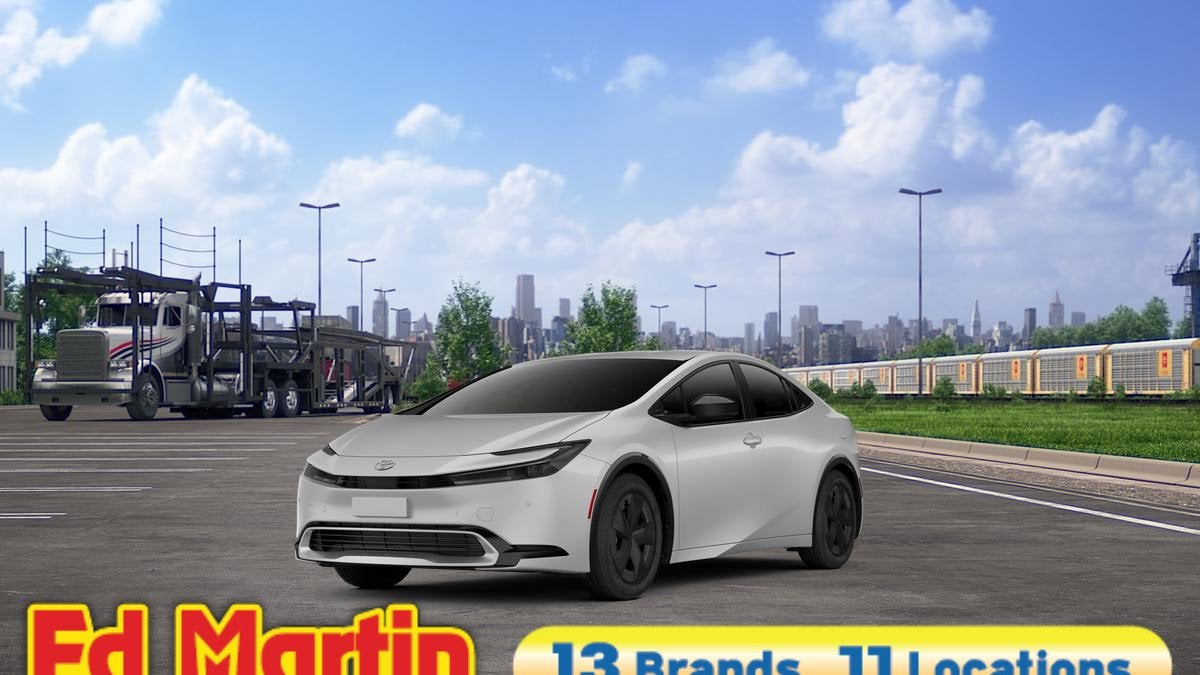 2026 Toyota Prius Plug-in Hybrid SE