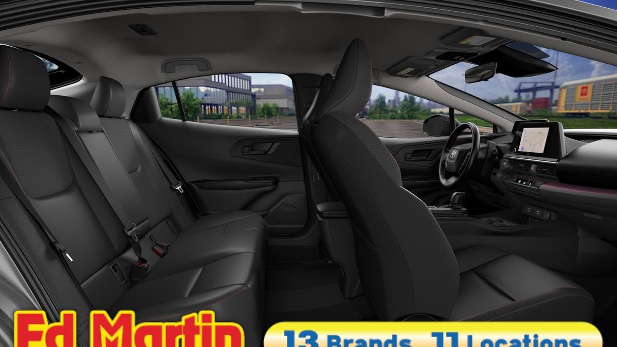 2026 Toyota Prius Plug-in Hybrid SE