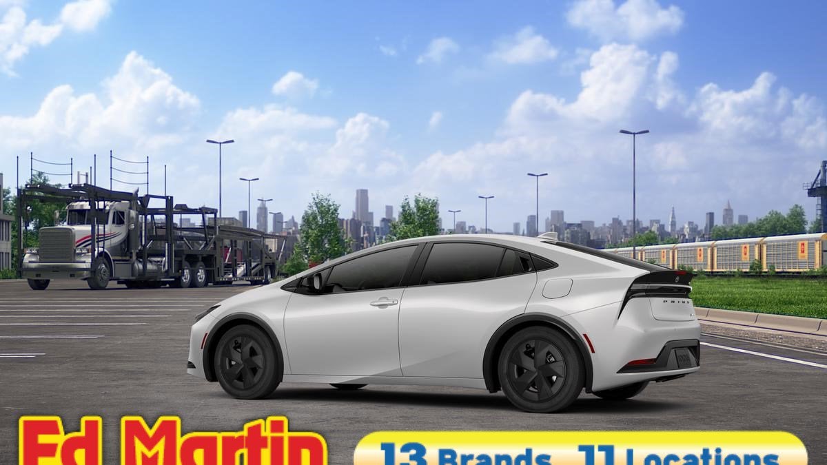 2026 Toyota Prius Plug-in Hybrid SE