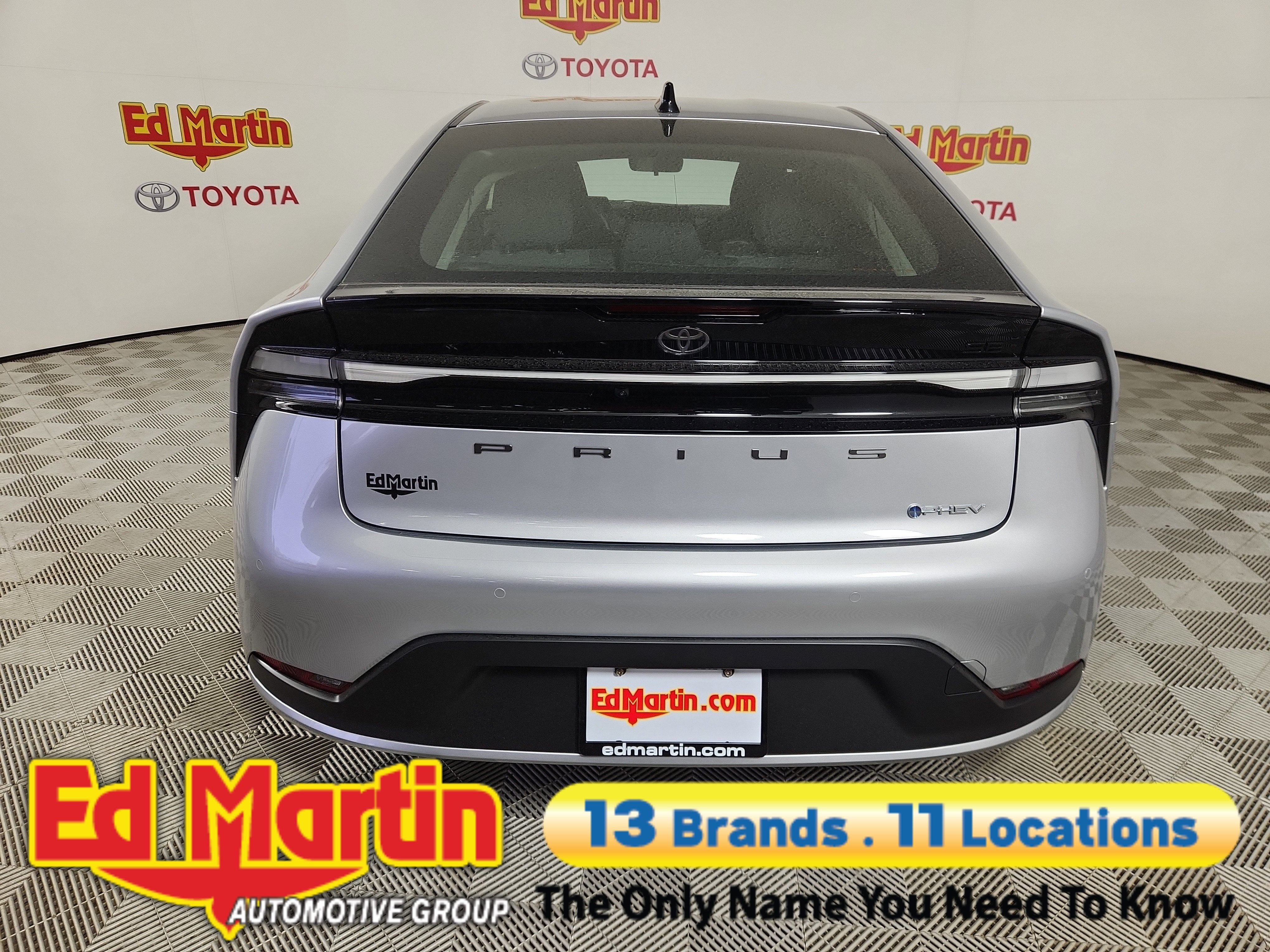 2026 Toyota Prius Plug-in Hybrid SE